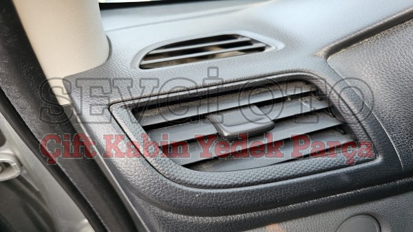 Mitsubishi L200 çıkma kalorifer ızgarası Mitsubishi L200 çıkma kalorifer ızgarası