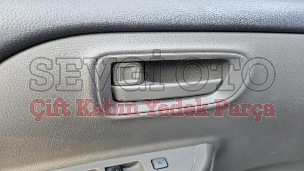 Mitsubishi L200 çıkma kapı açma kolu Mitsubishi L200 çıkma kapı açma kolu