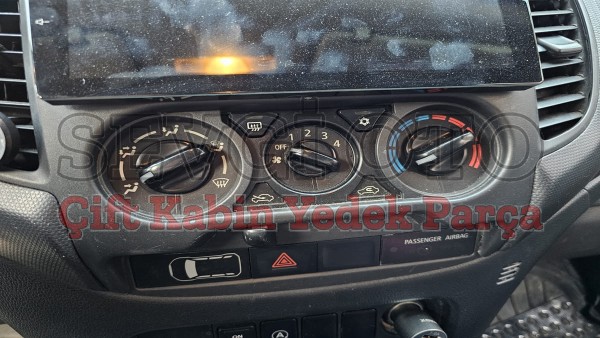 Mitsubishi L200 çıkma klima düğmesi Mitsubishi L200 çıkma klima düğmesi