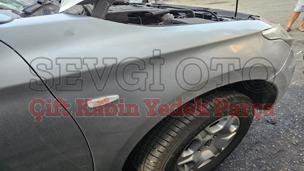 Mitsubishi L200 çıkma sağ ön çamurluk gri Mitsubishi L200 çıkma sağ ön çamurluk gri