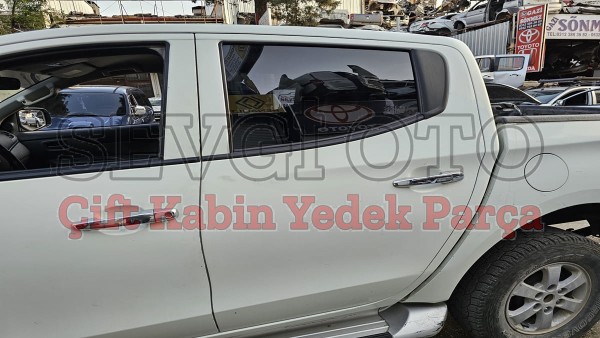 Mitsubishi L200 çıkma sol arka kapı beyaz Mitsubishi L200 çıkma sol arka kapı beyaz